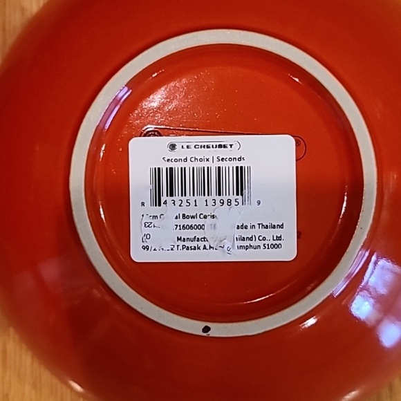 COPY - NWT Le Creuset Bowls, Set of 2 - Picture 6 of 6